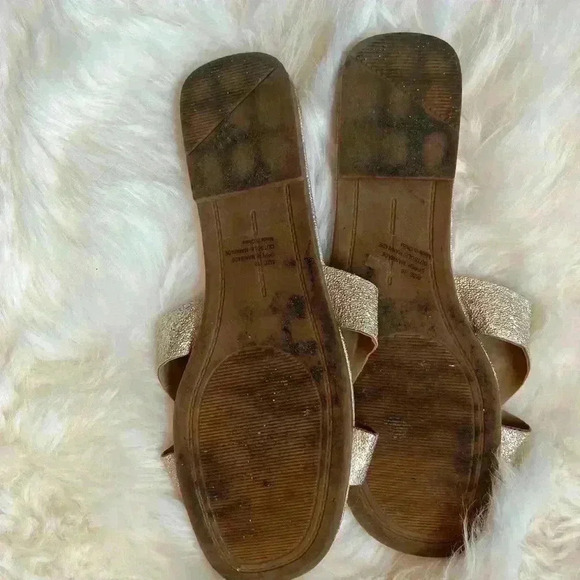 Olivia Miller Cutout Gold Sandal - Picture 3 of 3